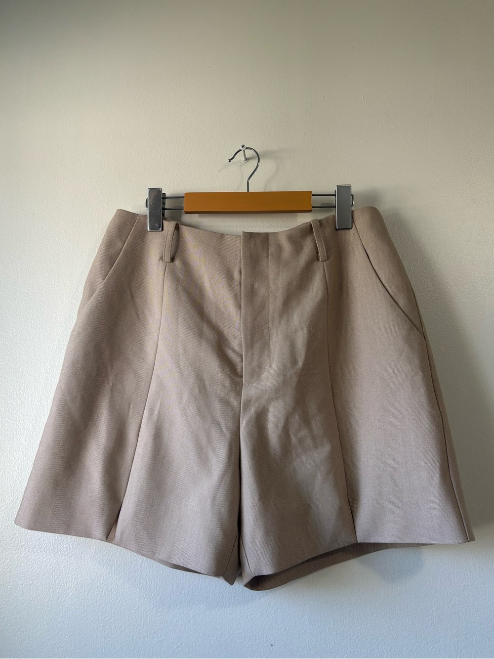 Avec Les Filles High-Waisted Tailored Shorts